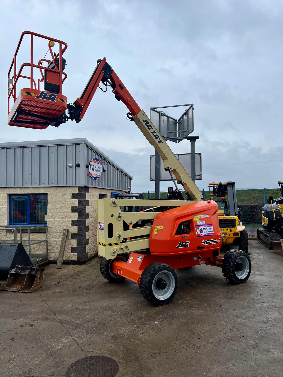 Telescopic Boom Lifts