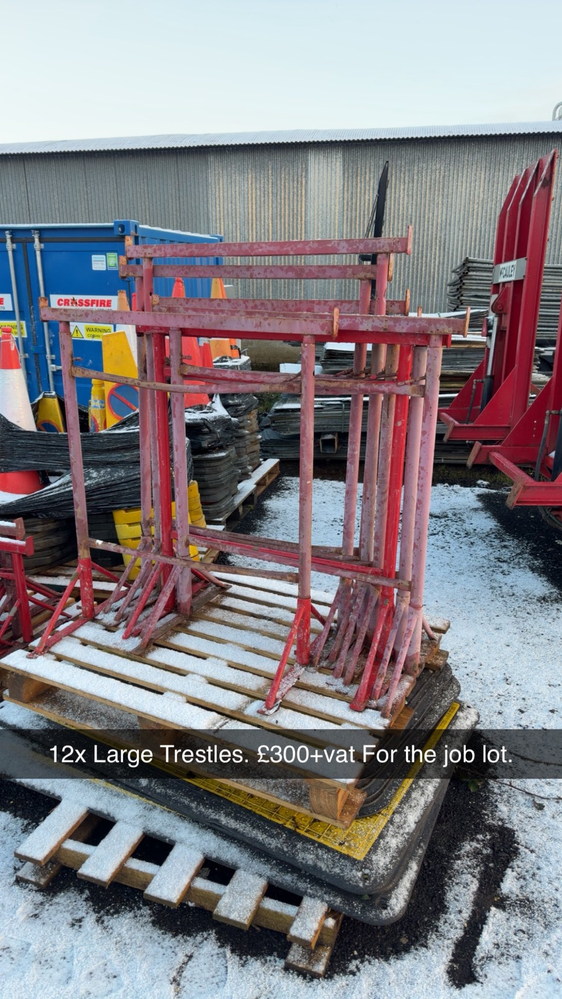 Large Trestles Job Lot of 12 Used